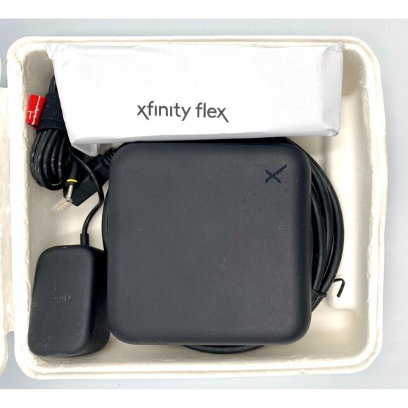 Brand New XFINITY Flex 4K UHD Streaming TV Box with Voice Remote - Picture 5 of 6
